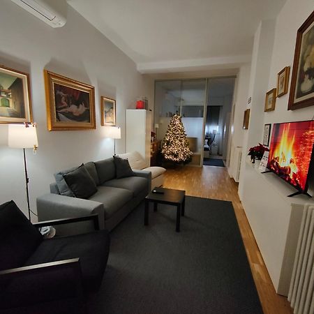 Short Rent Milan Porta Romana Bagian luar foto