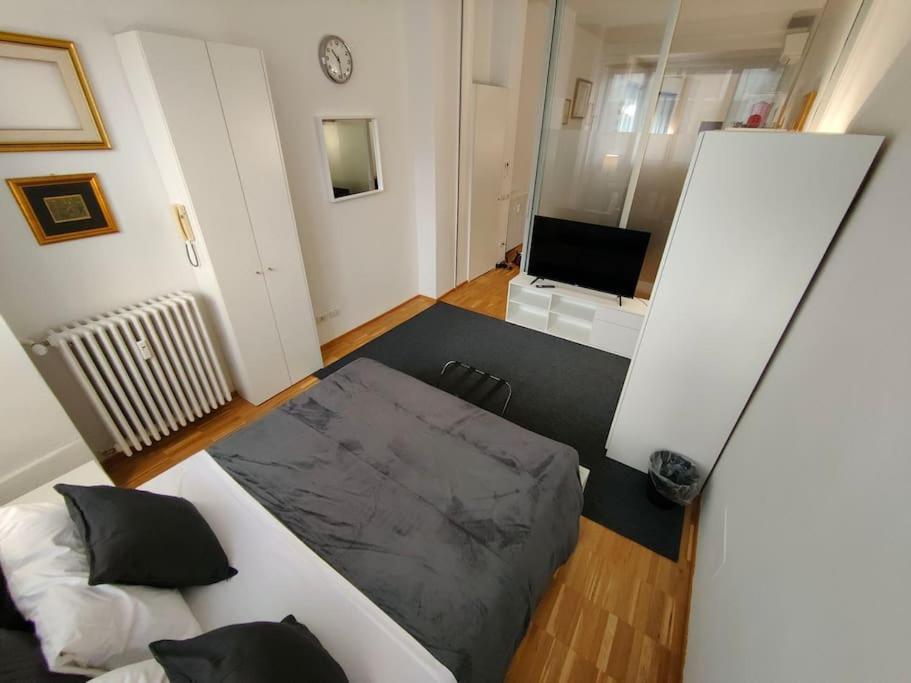 Short Rent Milan Porta Romana Bagian luar foto